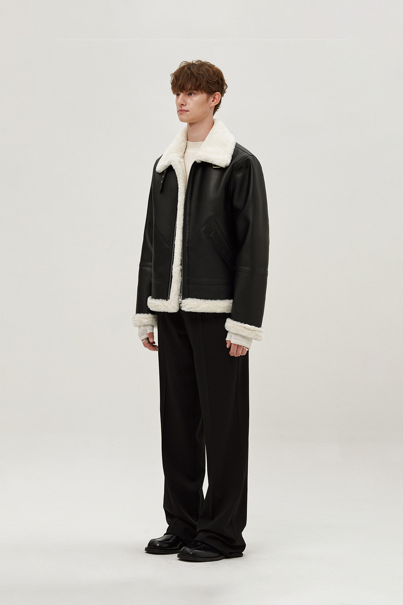 Solid mouton jacket (blackwhite)