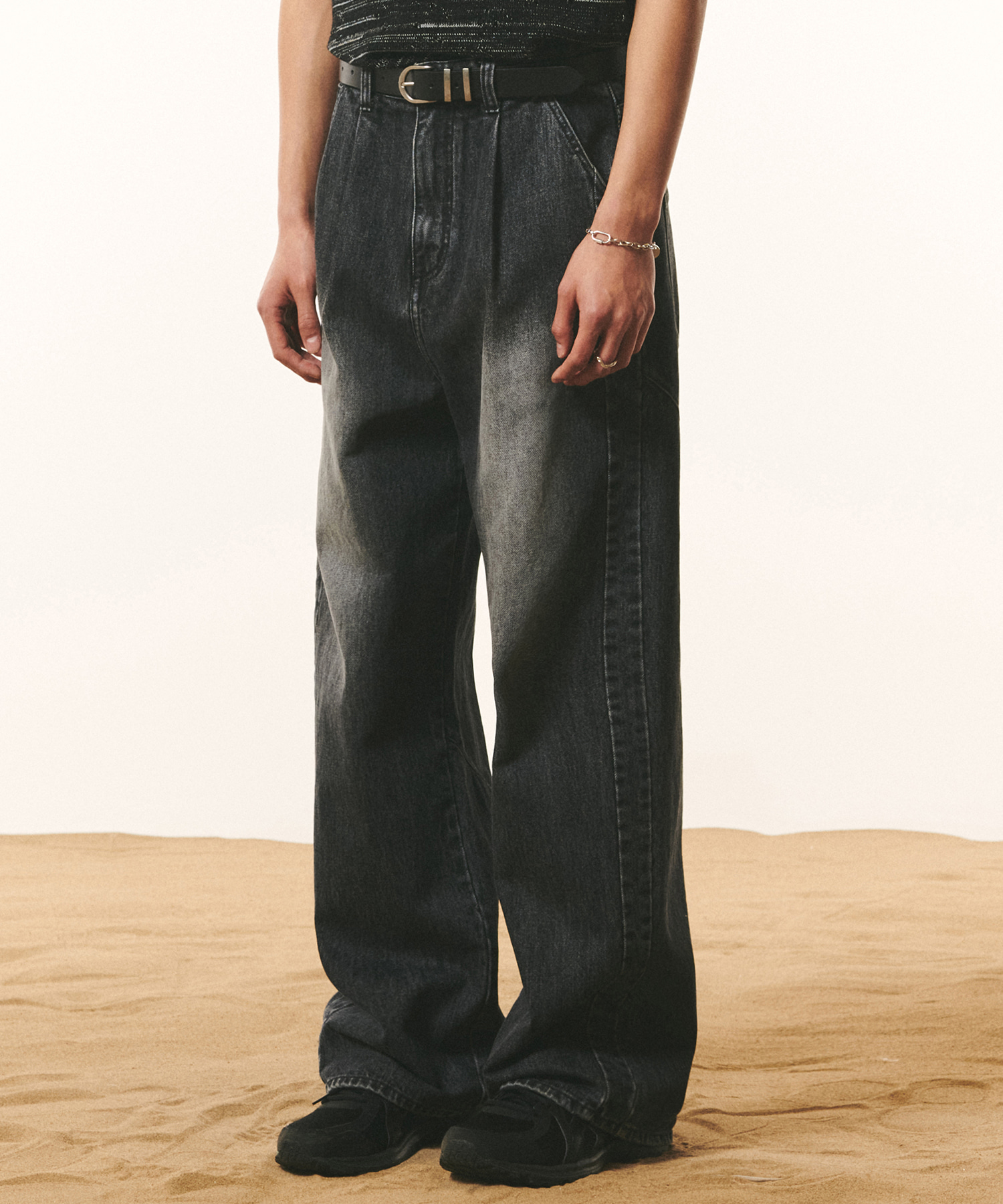 [UNISEX] Wide Fit Vintage Washed Denim Pants BLACK