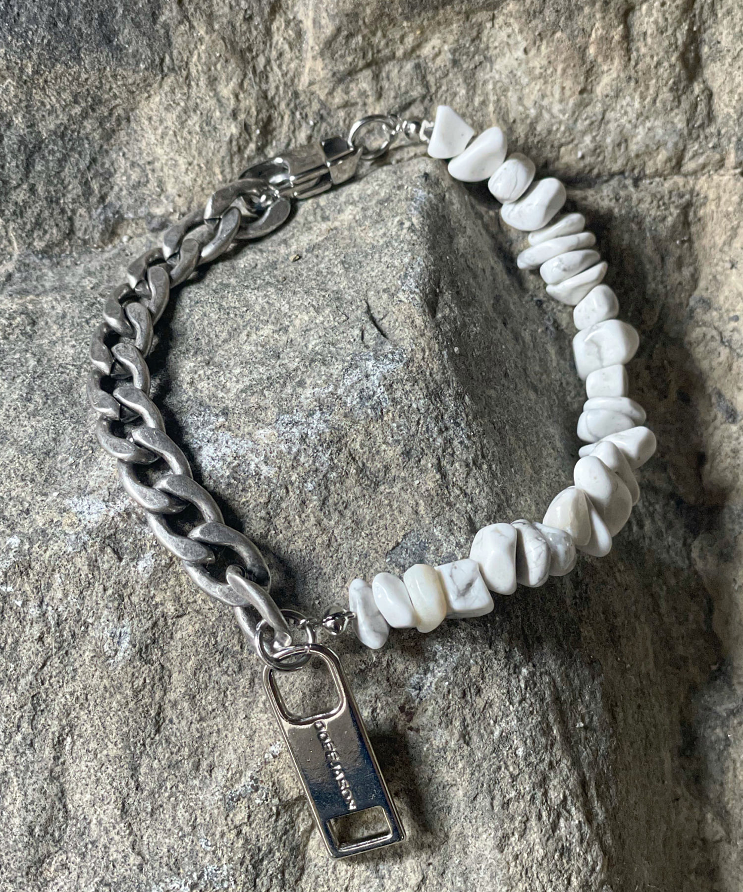 Howlite chain bracelet