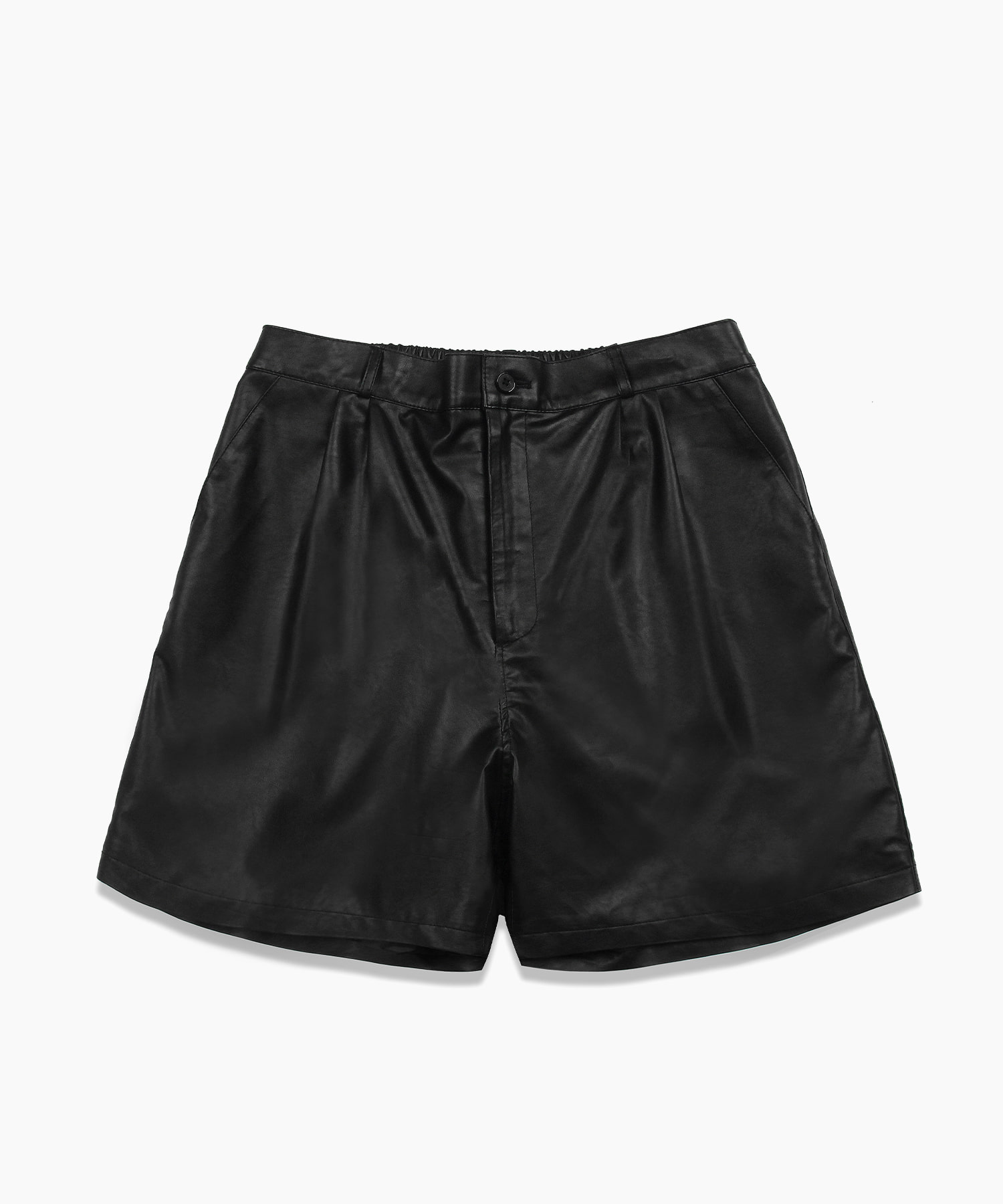 Vegan leather two-tuck half-banding shorts BLACK
